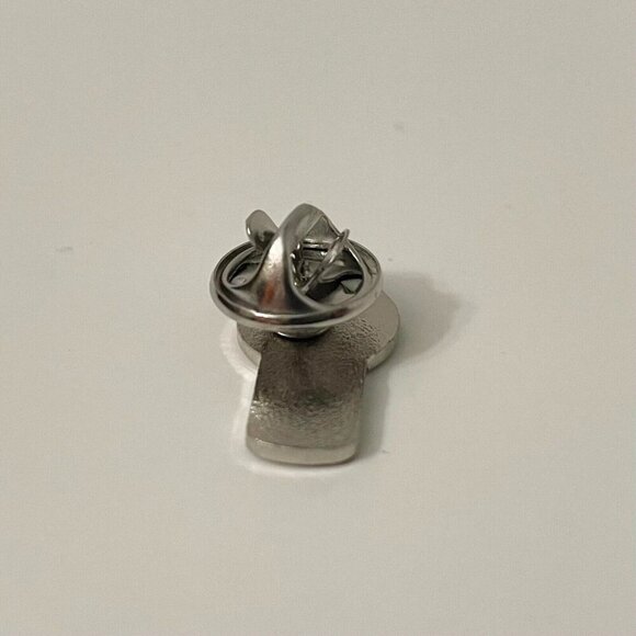 KW Kenworth Big Rig Truck Pin - Picture 4 of 7